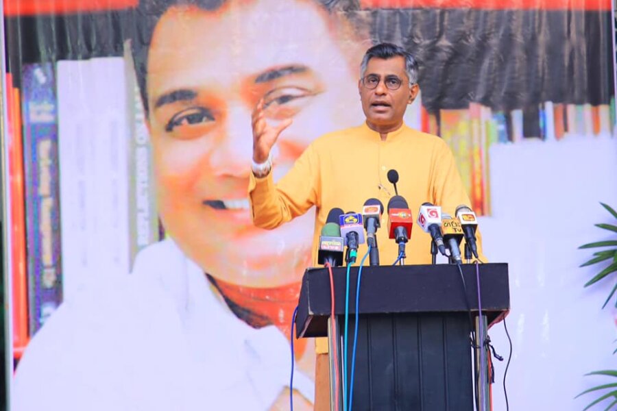 කැස්බෑව සංවිධායක නිරෝෂන් පාදුක්ක මහතා සංවිධානය කළ ජන හමුව..