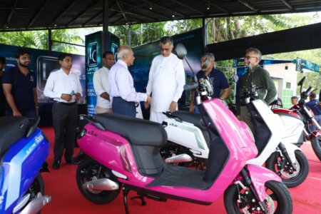 Lencar Small Electric Vehicles නවෝත්පාදන ප්‍රදර්ශනය.