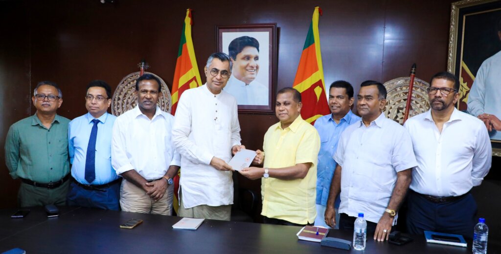 එක්සත් ජනරජ පෙරමුණ සහ සමගි ජන බලවේගය අතර හමුවක්.